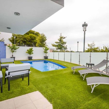Villa Antonio Pulga Нерха Екстериор снимка